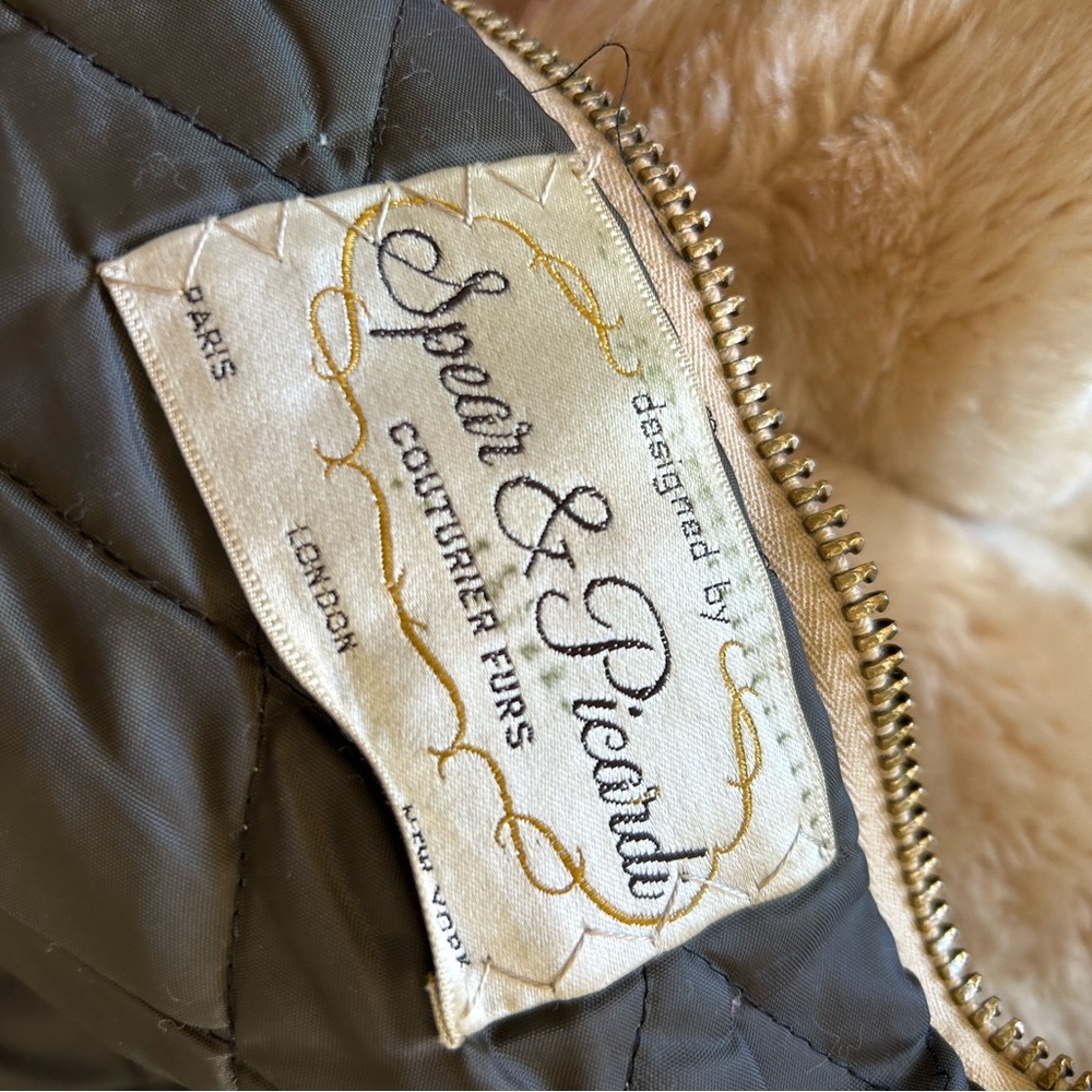 Rare Vintage 1970s Shearling Jacket  w Hood Beautiful!! - Picture 6 of 6